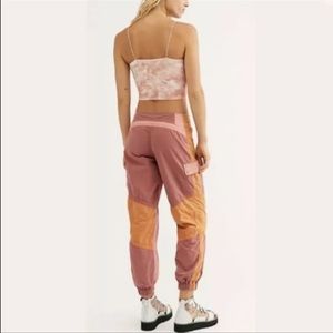 Free People VERY lightly worn Foresight Utility Colorblock Pants (XS)